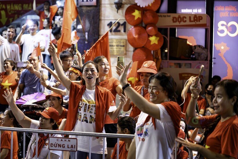 10.700 Tỉ Đồng Cho Quà Tặng Quốc Khánh: 3.321 Xã Phường Hoàn Thành Kịp Thời