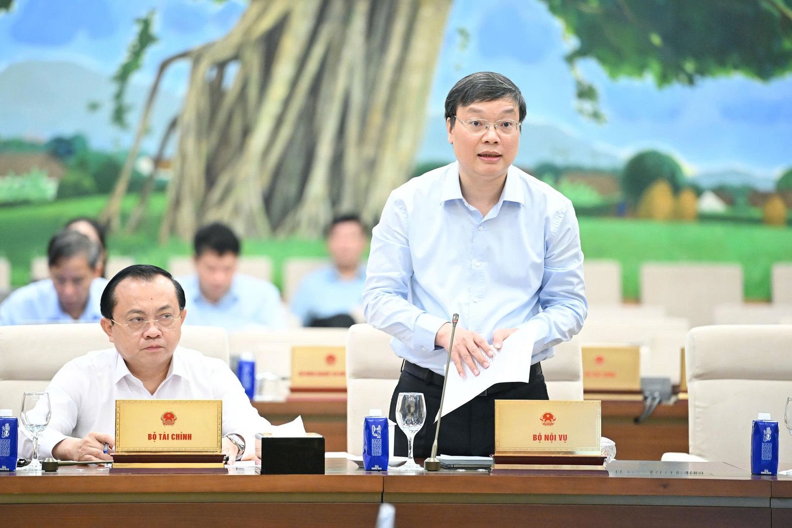 Dự thảo Luật Viên chức (sửa đổi) – Những Đổi mới Quan trọng và Đề xuất Thực hiện