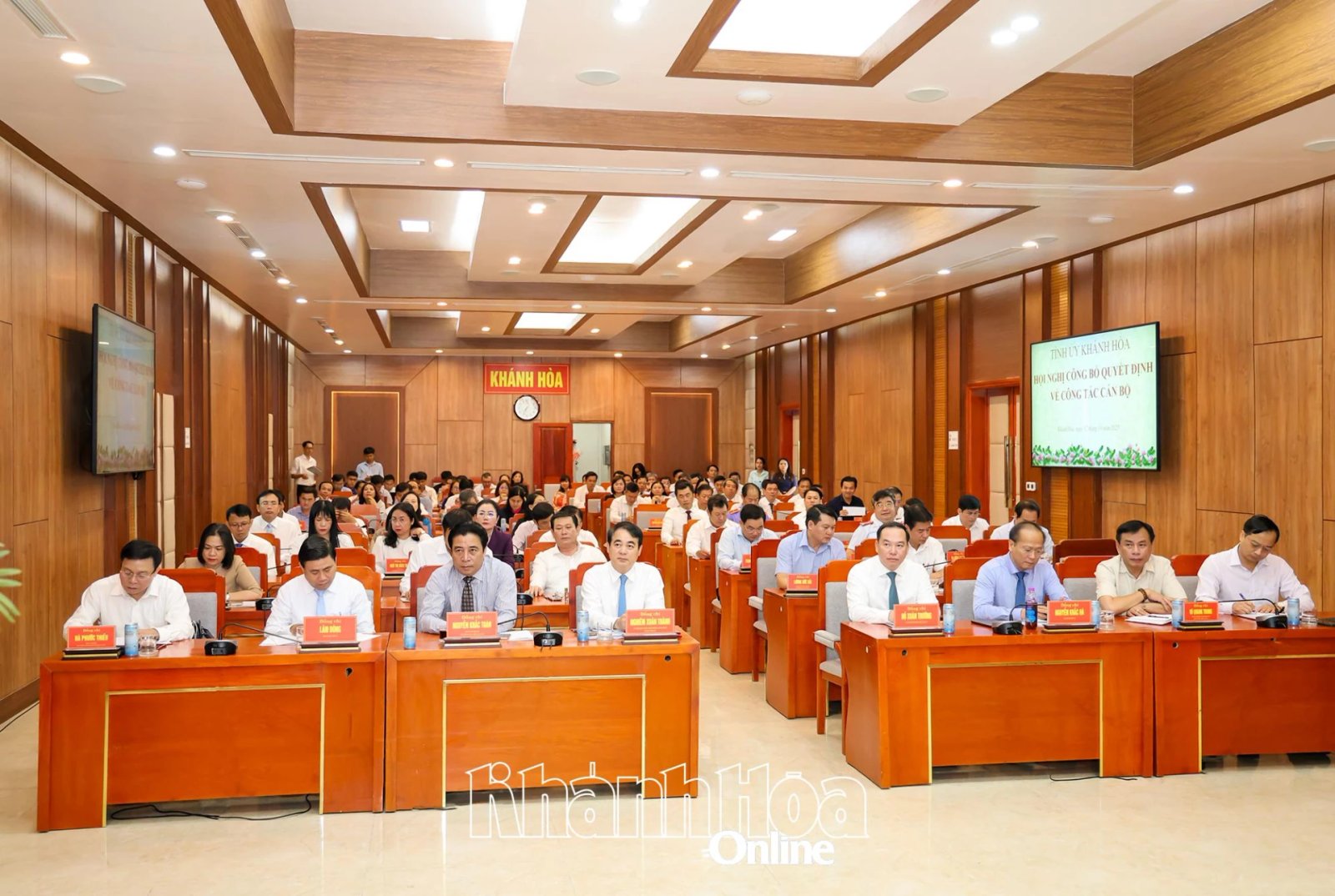 Khánh Hòa: Hội nghị công bố quyết định về công tác cán bộ vào sáng 2-10